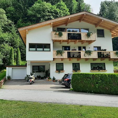 Gemuetliche Wohnung 10 Minuten Vom See Entfernt Zell am See Ngoại thất bức ảnh