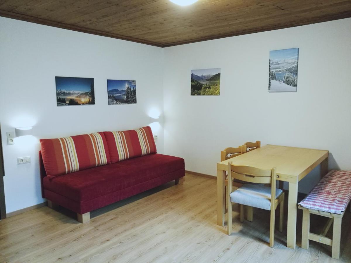 Gemuetliche Wohnung 10 Minuten Vom See Entfernt Zell am See Ngoại thất bức ảnh