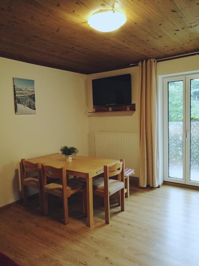Gemuetliche Wohnung 10 Minuten Vom See Entfernt Zell am See Ngoại thất bức ảnh